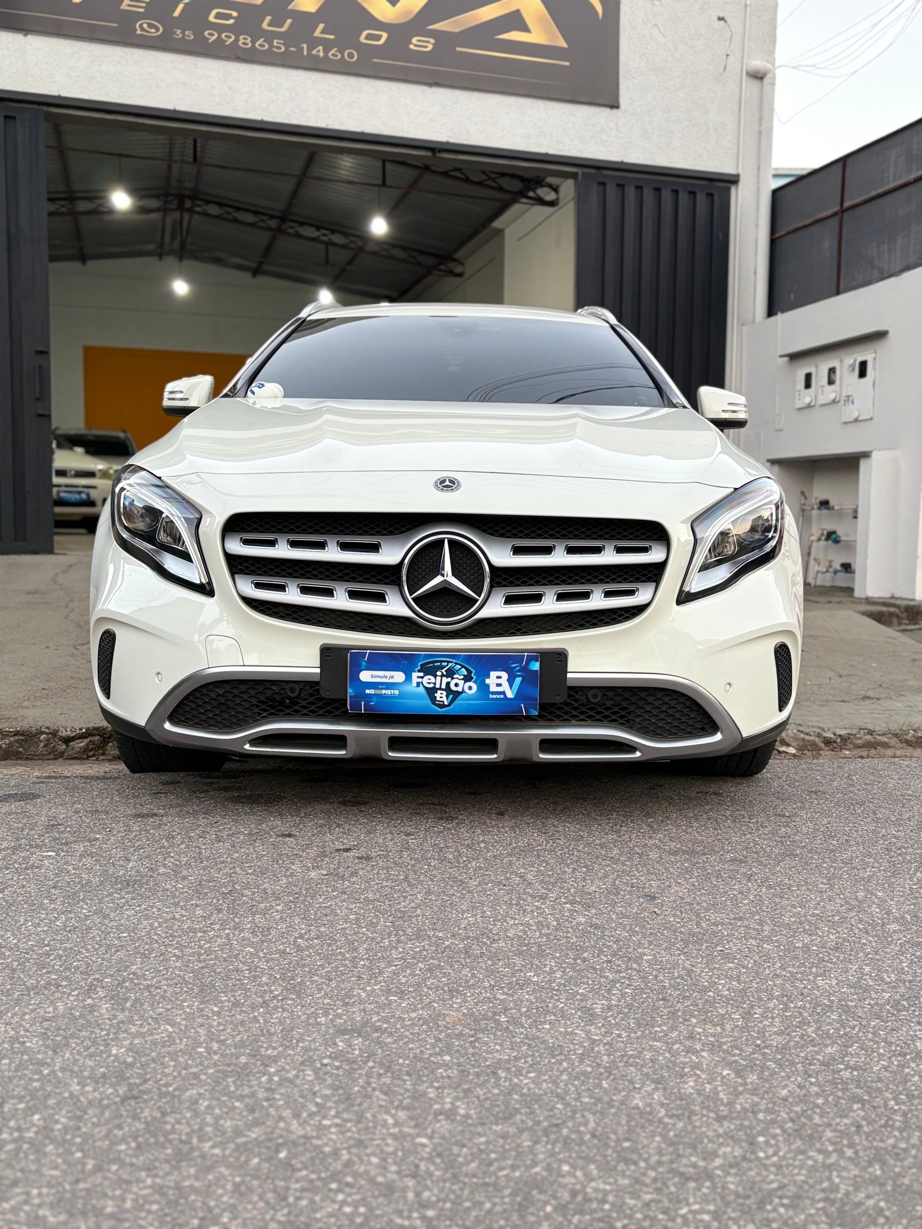 Imagem 2 de M.BENZ GLA200FF 2017/2018