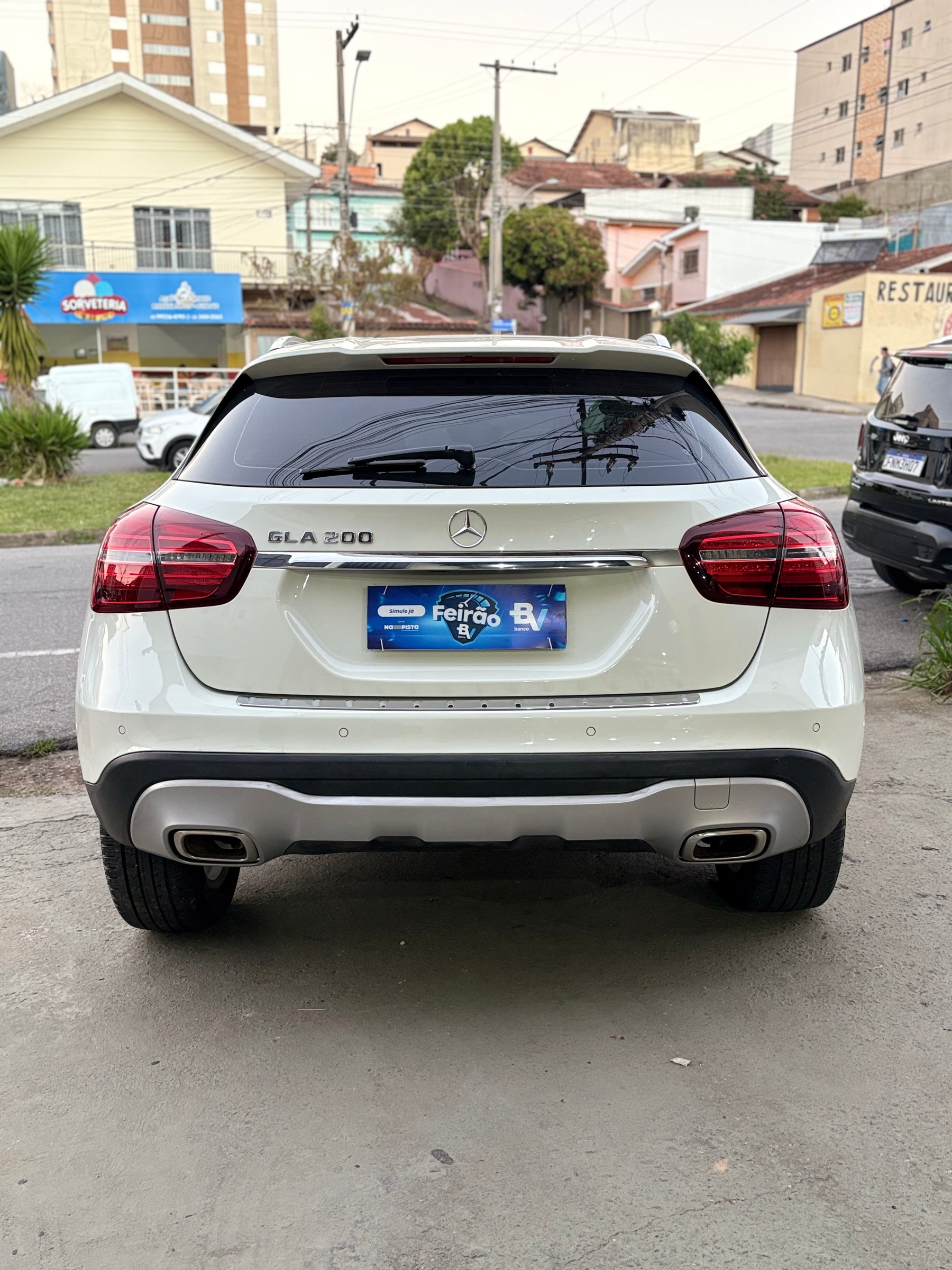 Imagem 6 de M.BENZ GLA200FF 2017/2018